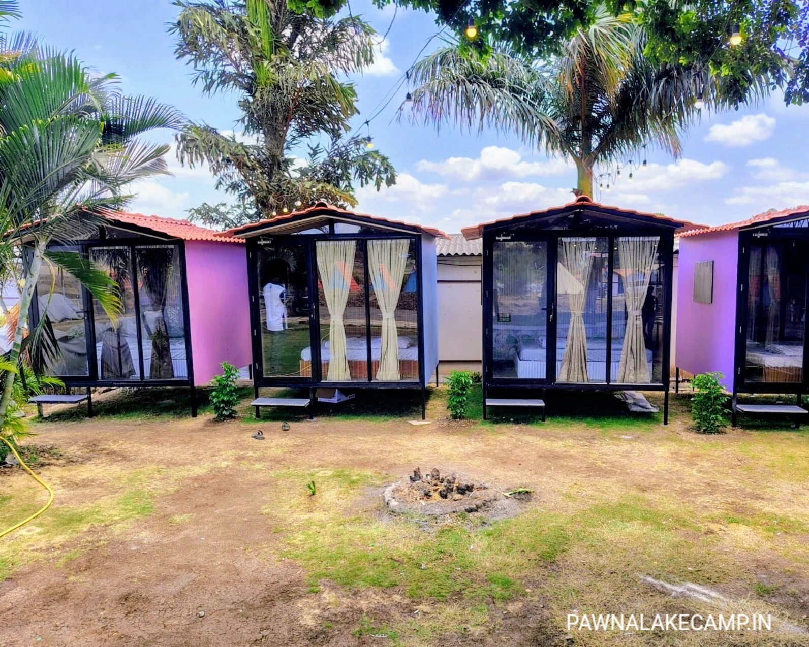 Glass Cottage (2)