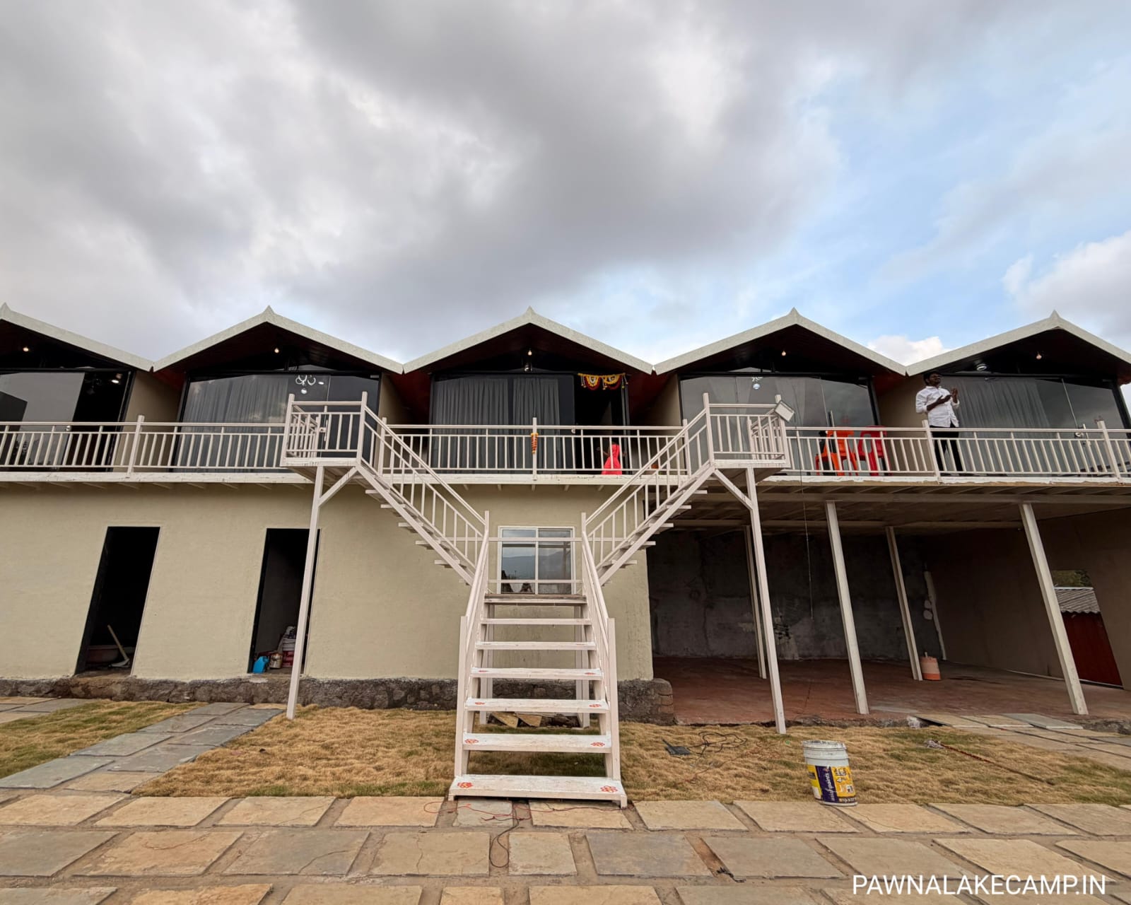 Pawna Lake Cottages 9